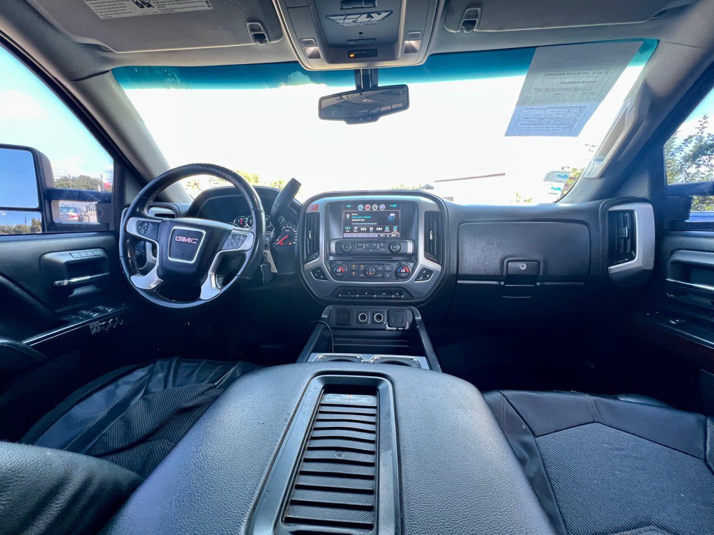 2018 GMC Sierra Image 8