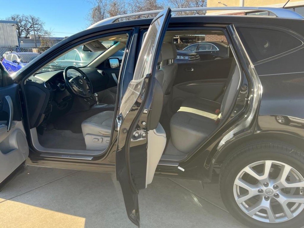 2013 Nissan Rogue Image 10