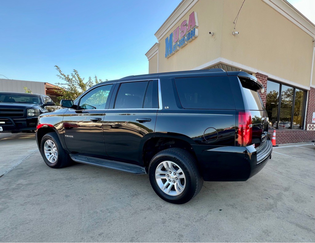 2016 Chevrolet Tahoe Image 4