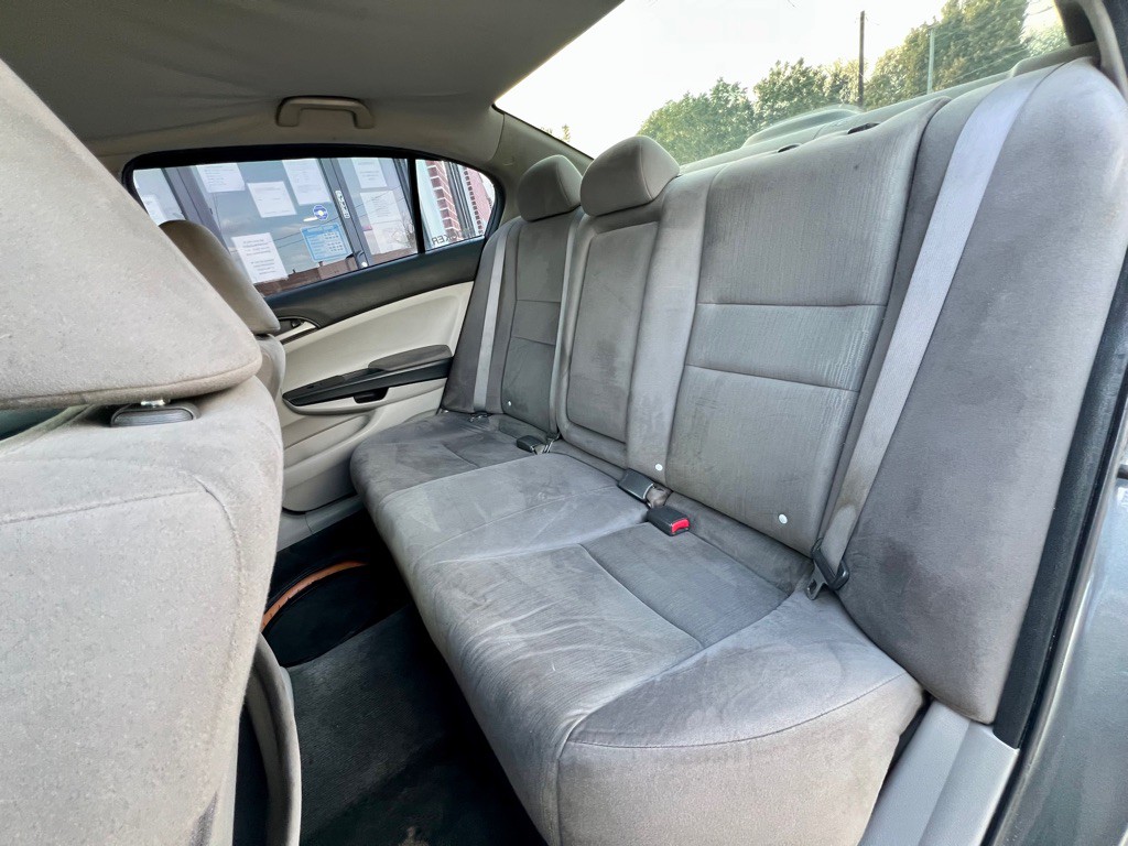 2011 Honda Accord Image 10