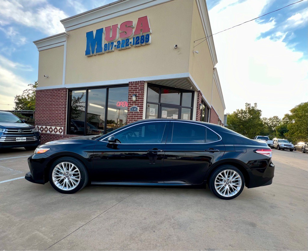 2018 Toyota Camry Image 3