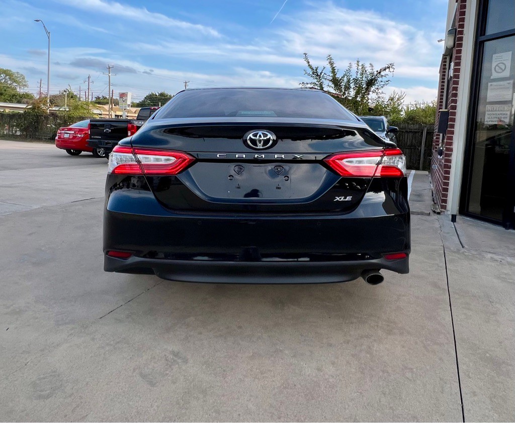 2018 Toyota Camry Image 5