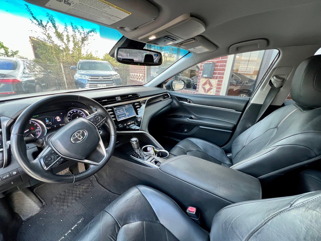 2018 Toyota Camry Image 7