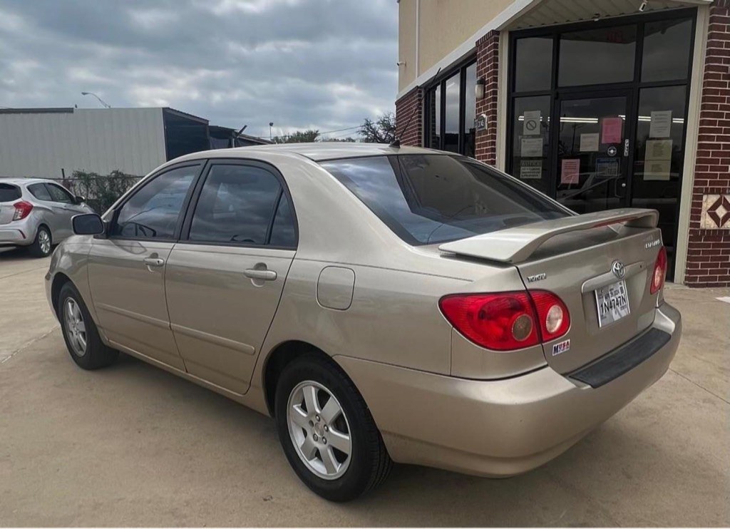 2005 Toyota Corolla Image 3