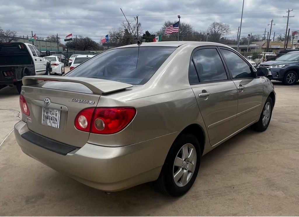 2005 Toyota Corolla Image 4