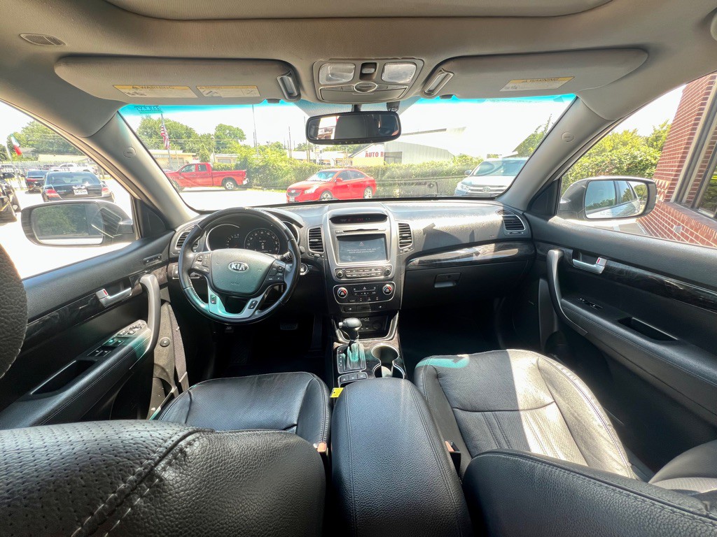 2014 Kia Sorento Image 6