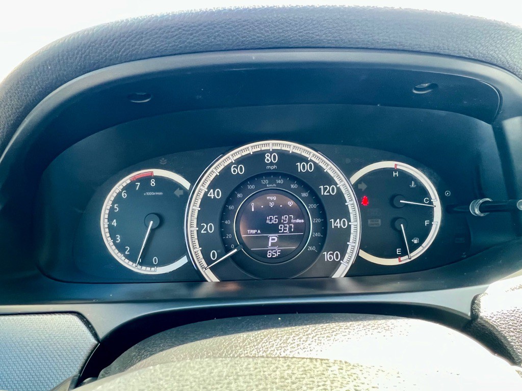 2015 Honda Accord Image 10