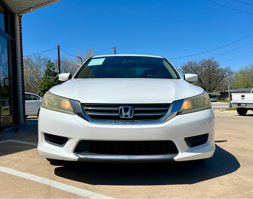 2015 Honda Accord Image 2