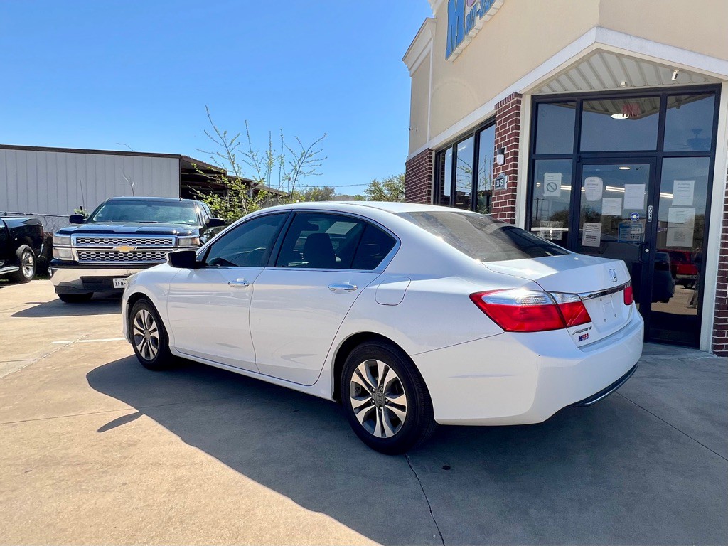 2015 Honda Accord Image 4