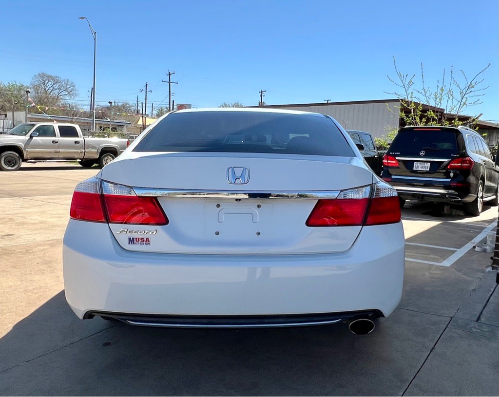 2015 Honda Accord Image 5