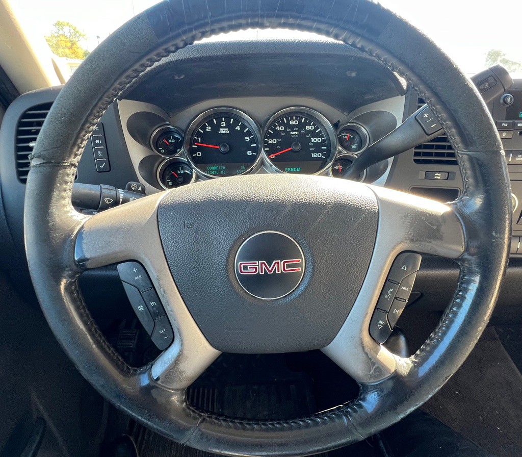 2011 GMC Sierra Image 13