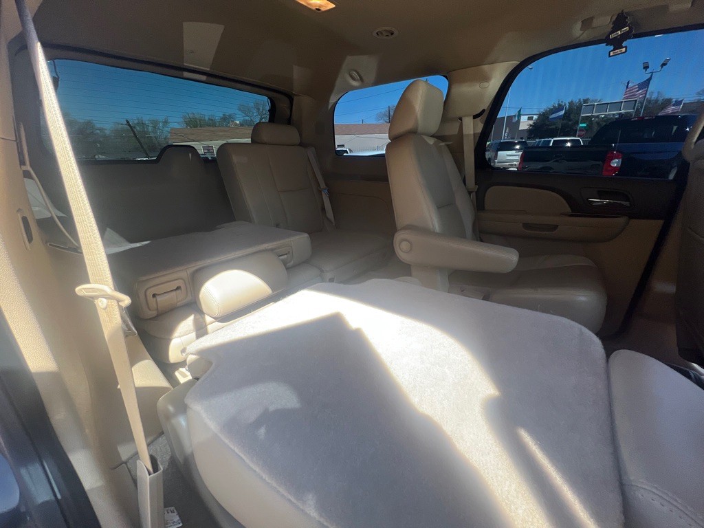 2012 Chevrolet Tahoe Image 23