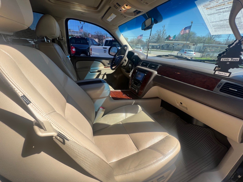 2012 Chevrolet Tahoe Image 30