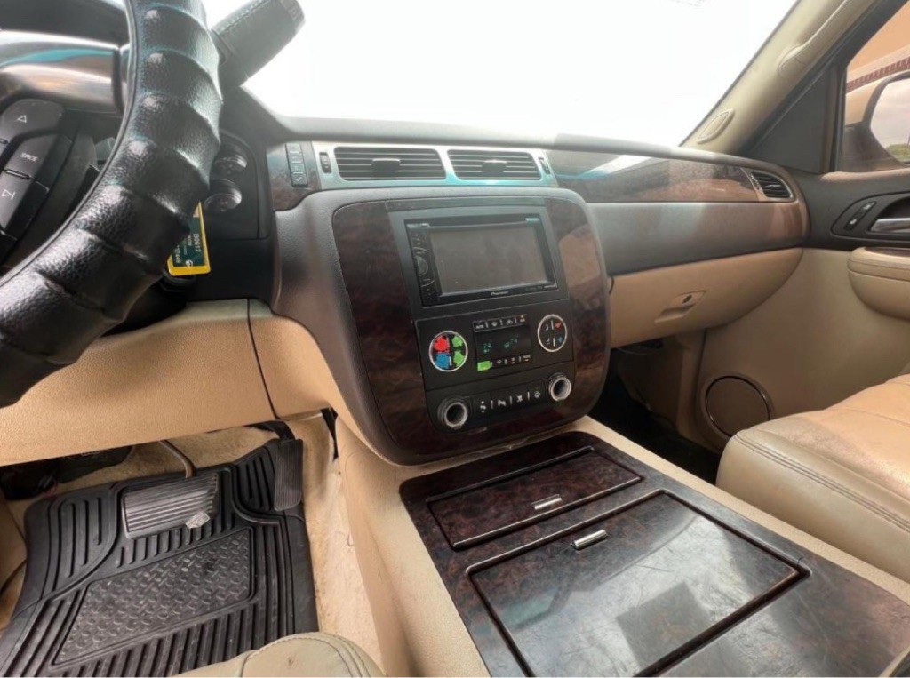 2007 GMC Yukon Image 11