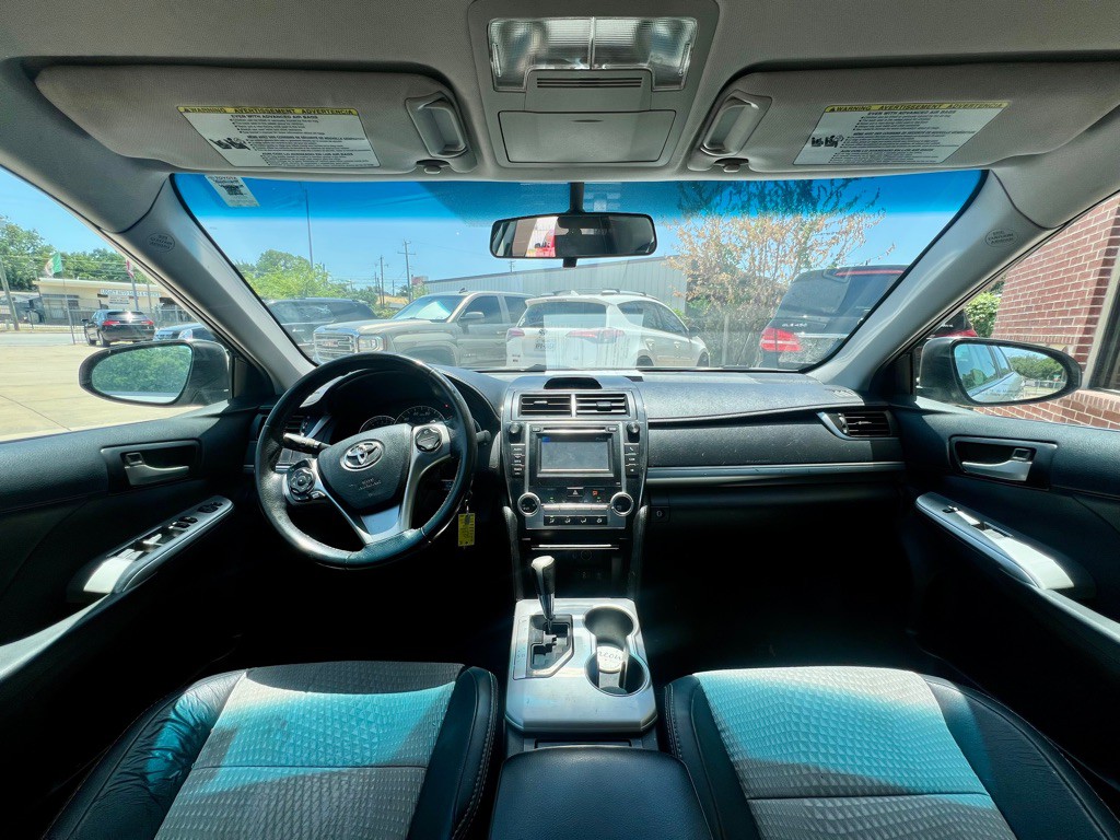 2013 Toyota Camry Image 7