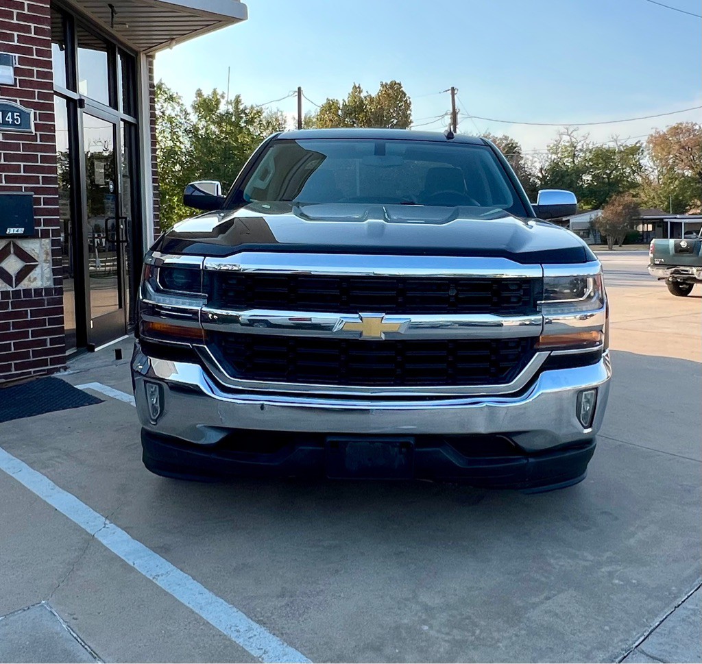 2018 Chevrolet Silverado 1500 Image 2