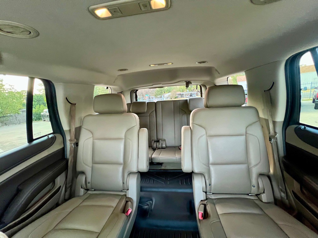 2016 Chevrolet Tahoe Image 12