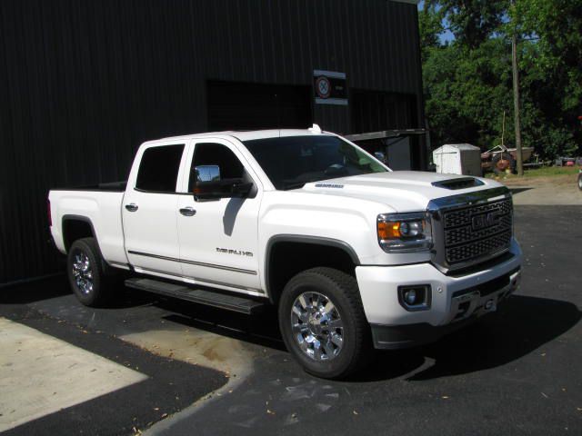 2018 GMC Sierra 2500 DENALI