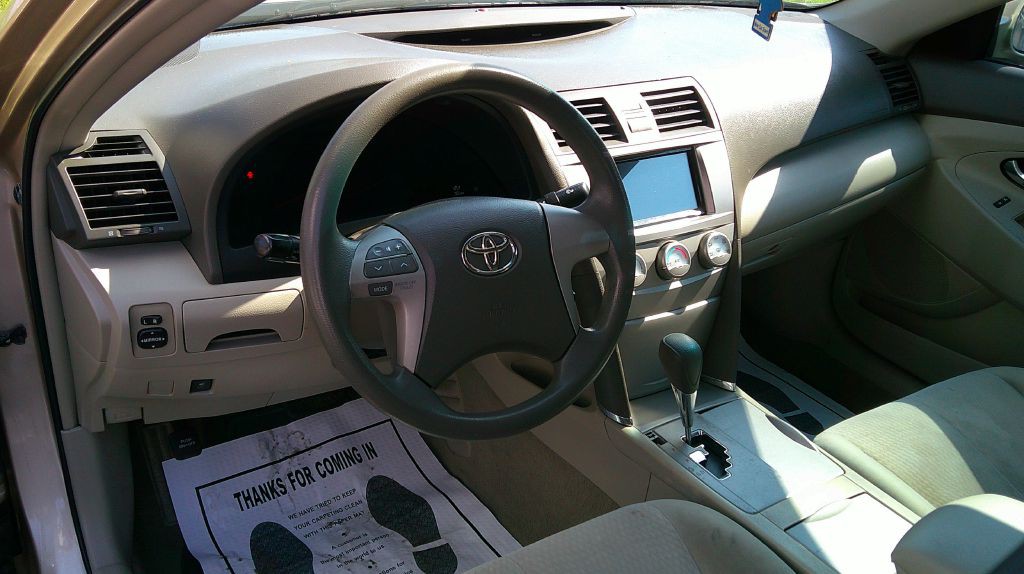 2011 Toyota Camry Image 8