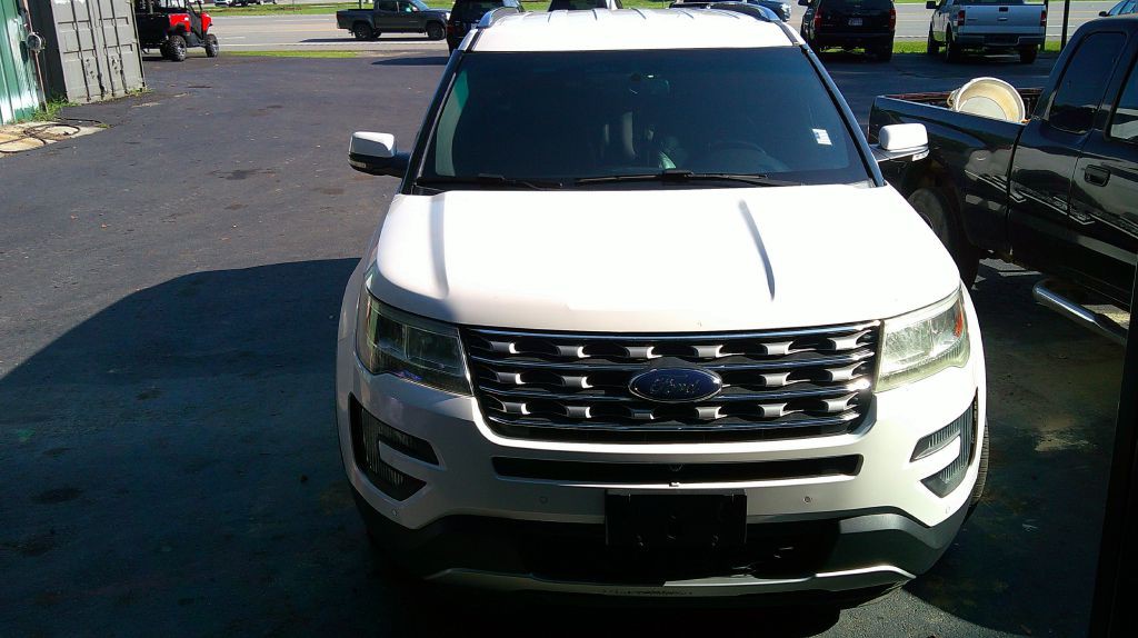 2016 Ford Explorer Image 5