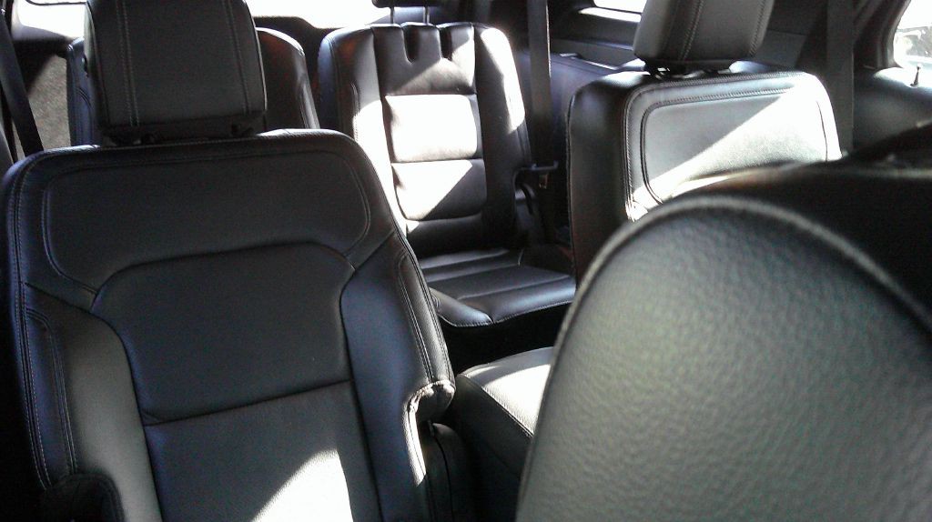 2016 Ford Explorer Image 9