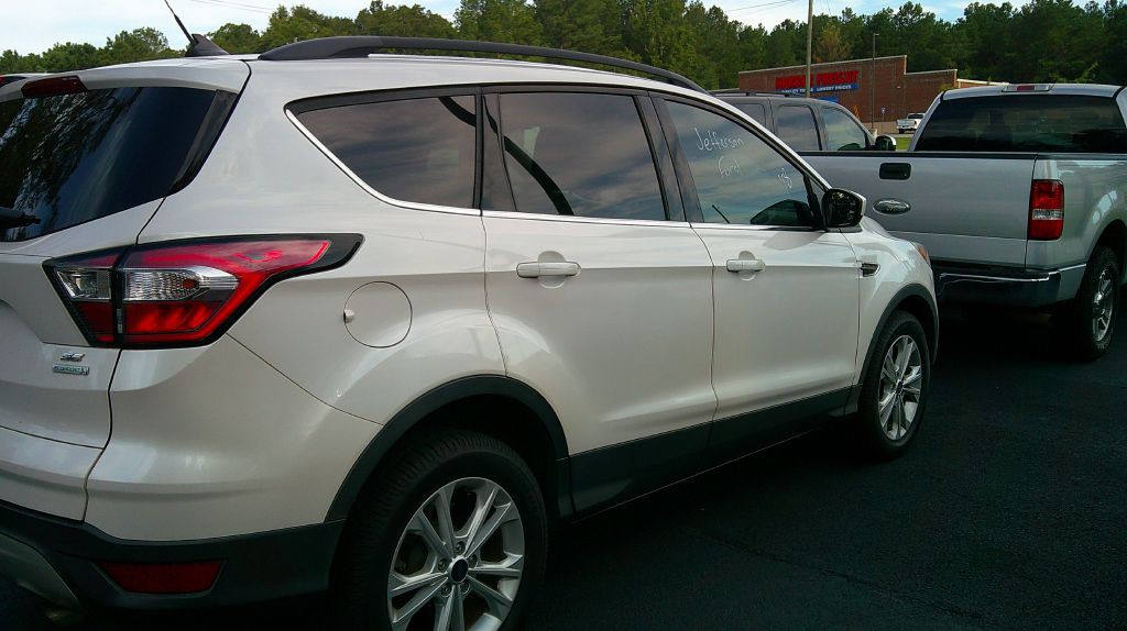 2018 Ford Escape Image 2
