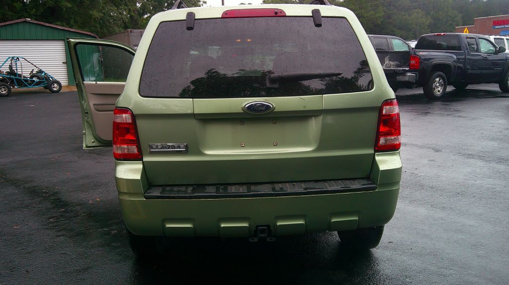 2008 Ford Escape Image 1