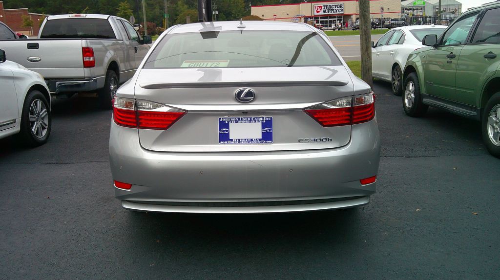 2013 Lexus ES Image 1