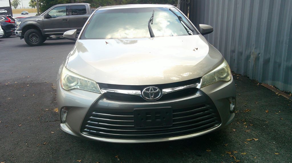 2016 Toyota Camry Image 3