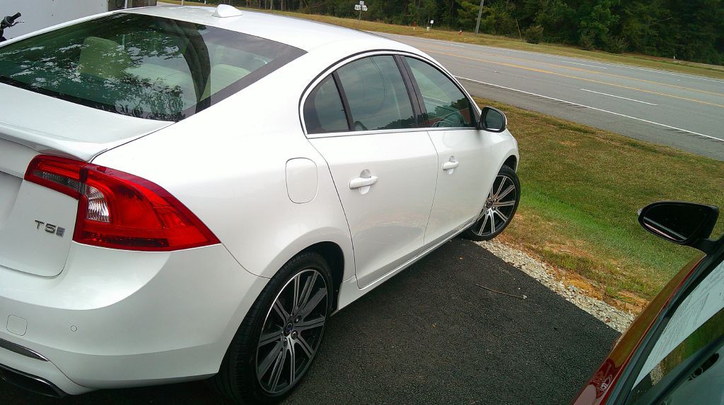 2017 Volvo S60 Image 3