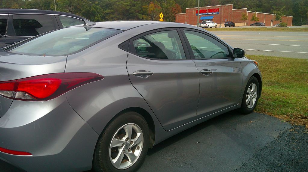 2015 Hyundai Elantra Image 1