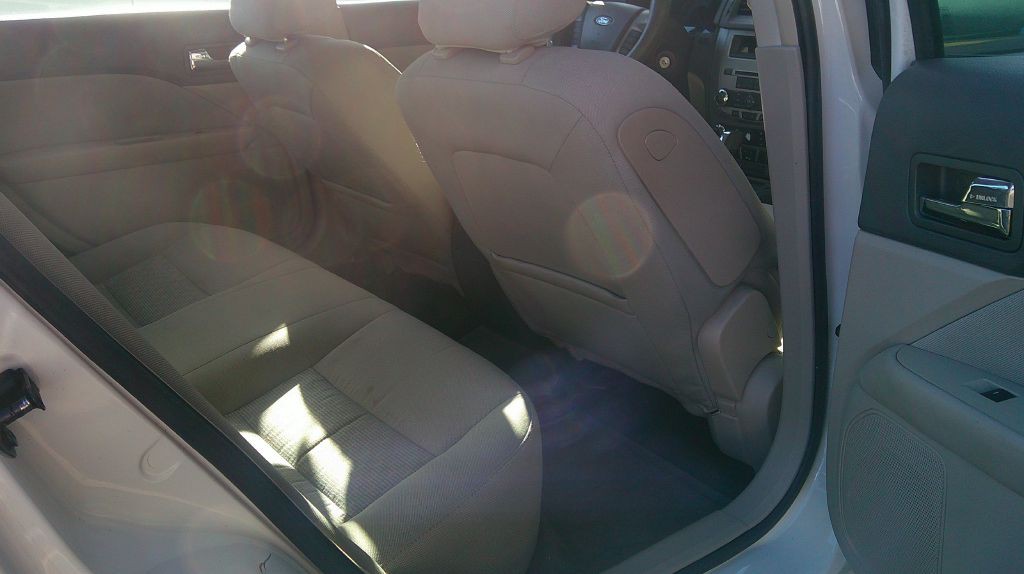 2010 Ford Fusion Image 4