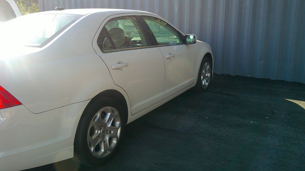 2010 Ford Fusion Image 9