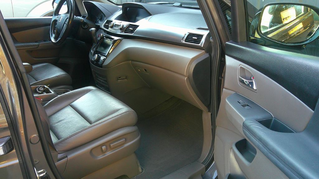2016 Honda Odyssey Image 7