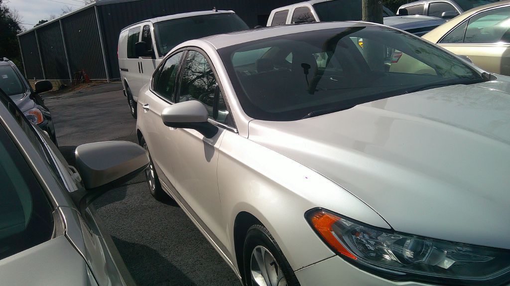 2019 Ford Fusion Image 3