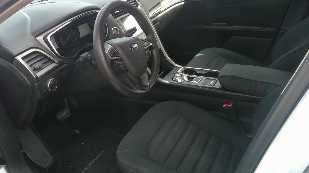 2019 Ford Fusion Image 5