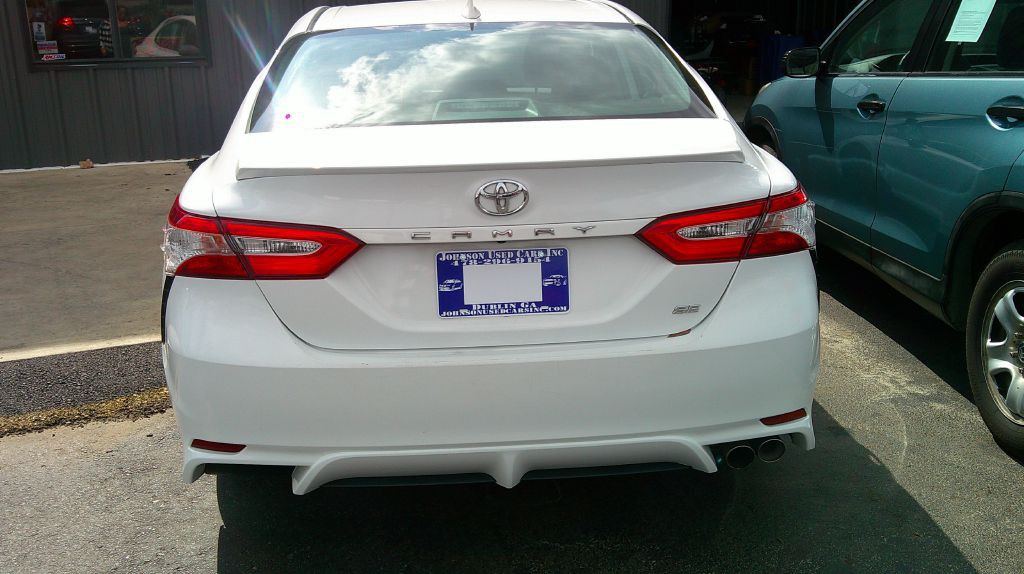 2020 Toyota Camry Image 3