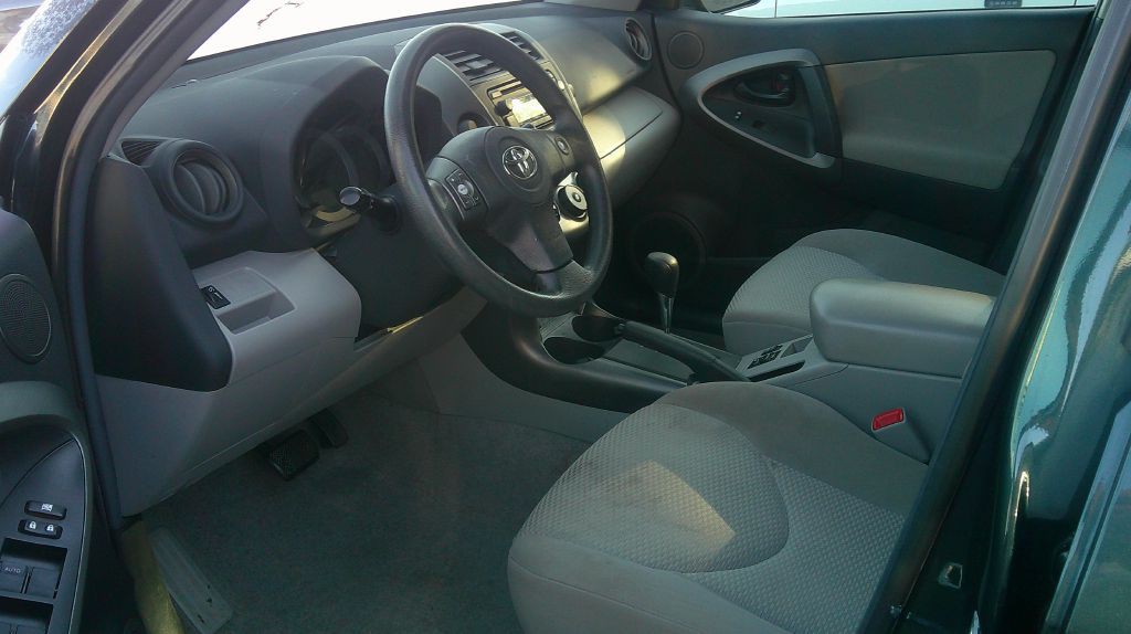 2012 Toyota Rav4 Image 4