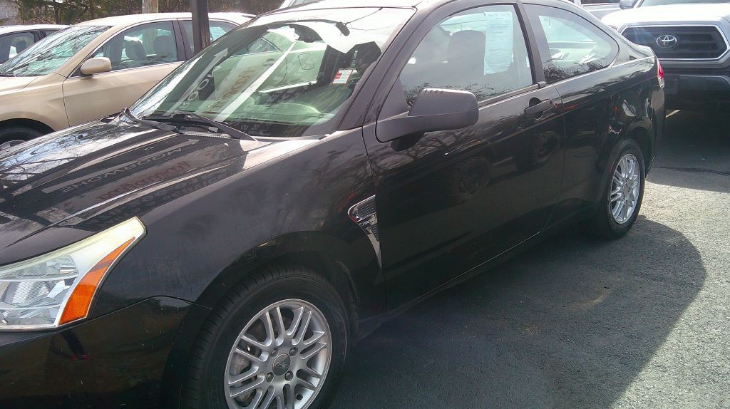 2008 Ford Focus Image 2