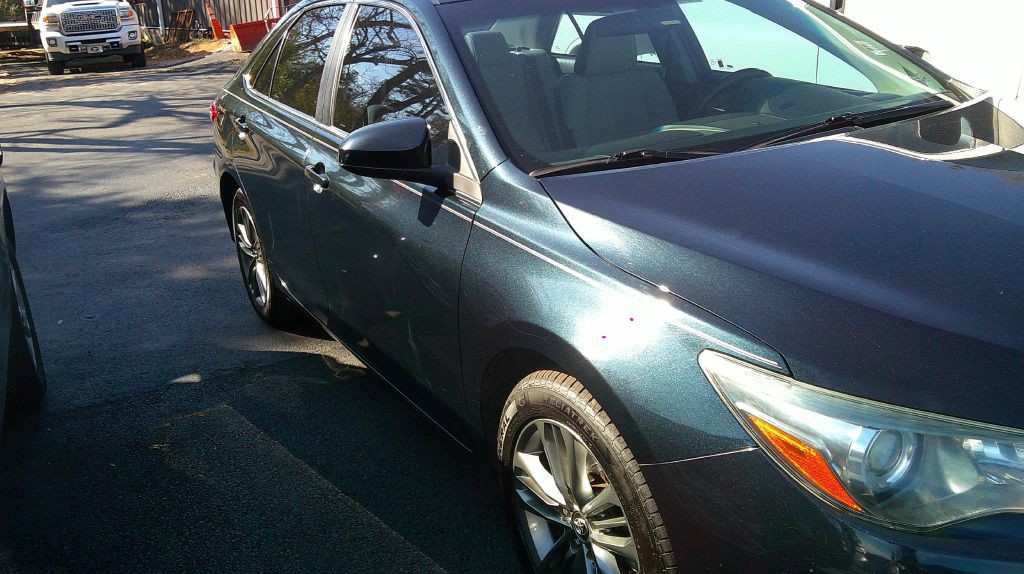 2016 Toyota Camry Image 3