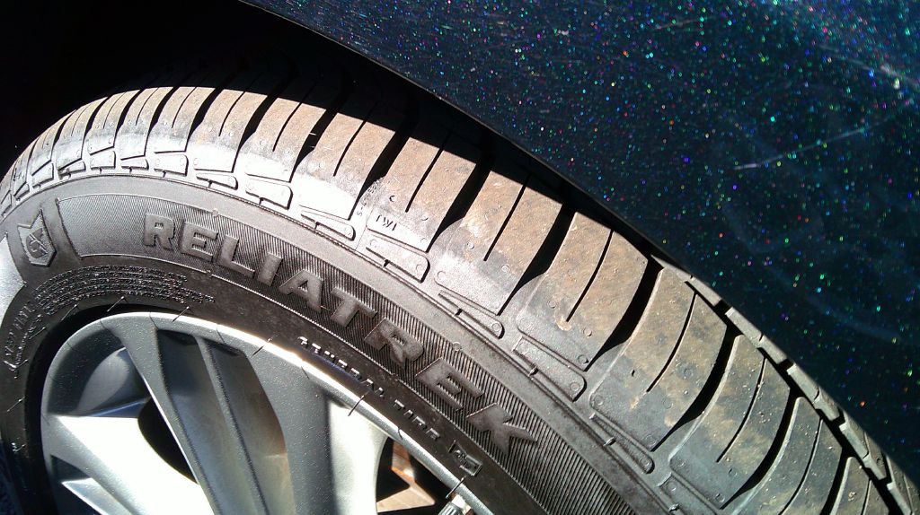 2016 Toyota Camry Image 4