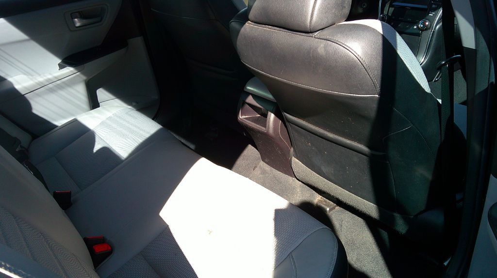 2016 Toyota Camry Image 5