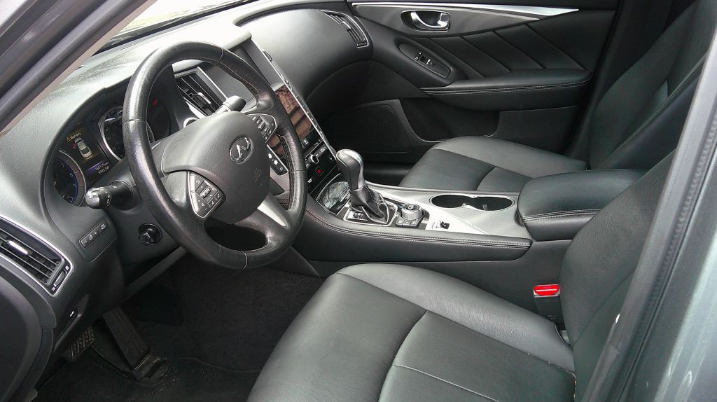 2016 INFINITI Q50 Image 6