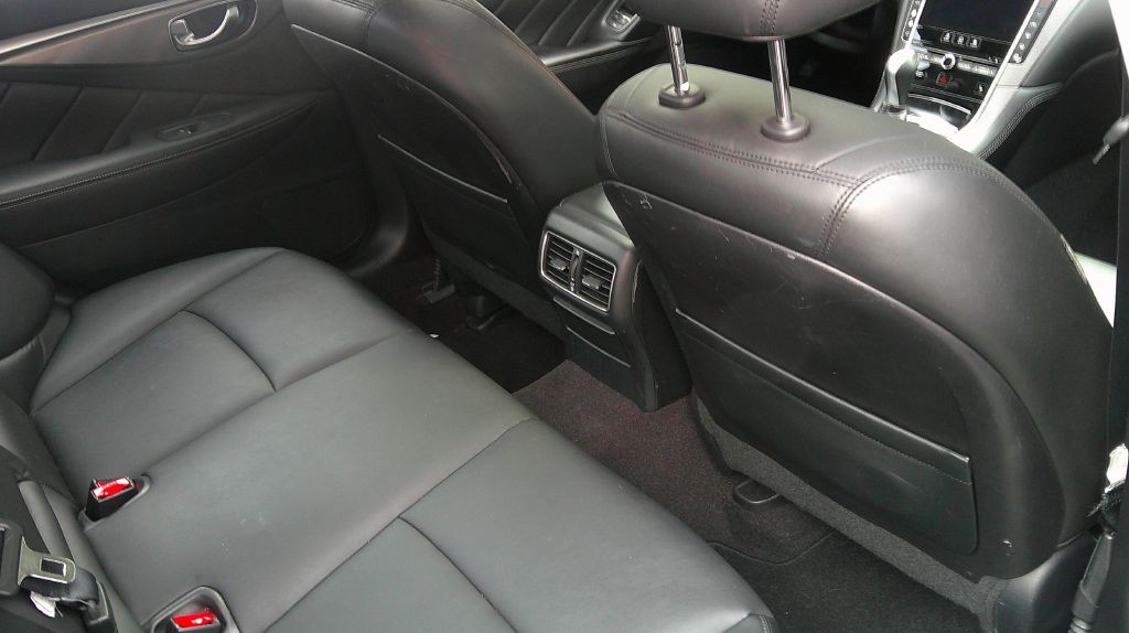 2016 INFINITI Q50 Image 8