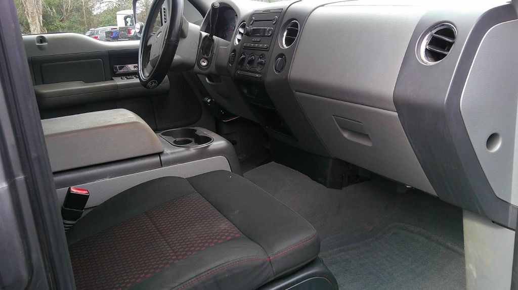 2006 Ford F-150 Image 6