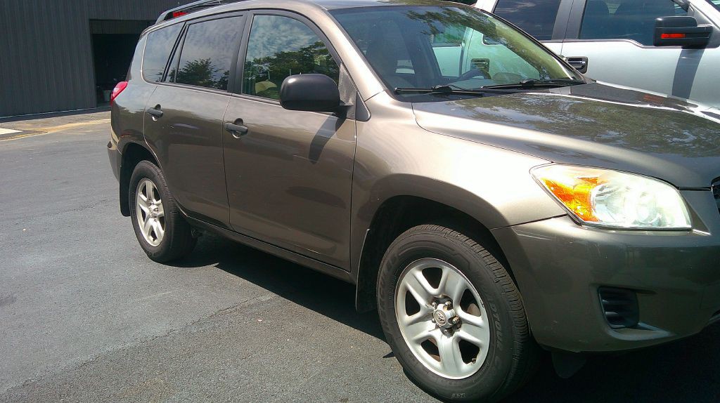 2012 Toyota Rav4 Image 2