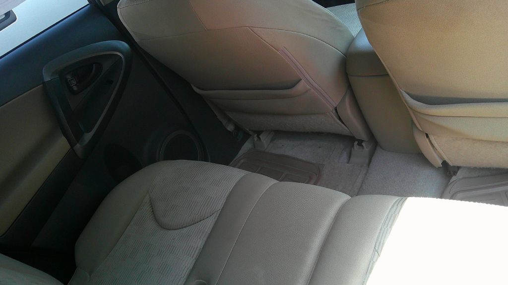 2012 Toyota Rav4 Image 8