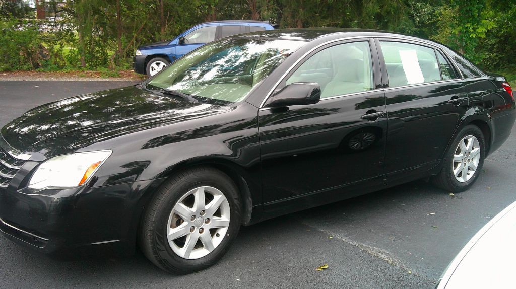 2006 Toyota Avalon Image 2