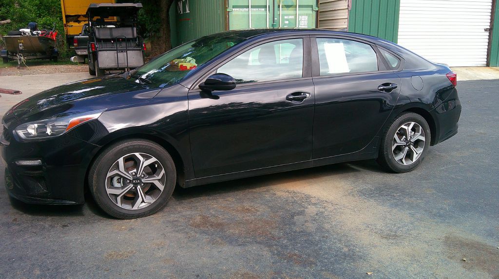 2019 Kia Forte Image 2