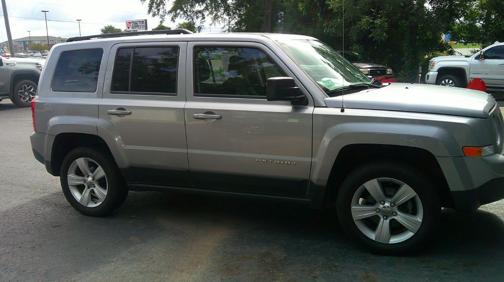 2014 Jeep Patriot Image 3